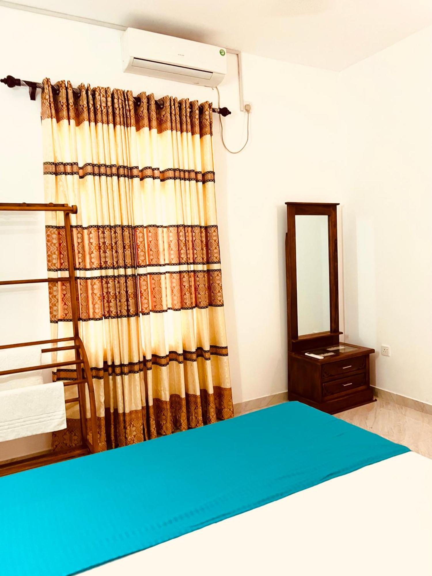 Ahasna Airport Villa Negombo Exteriér fotografie